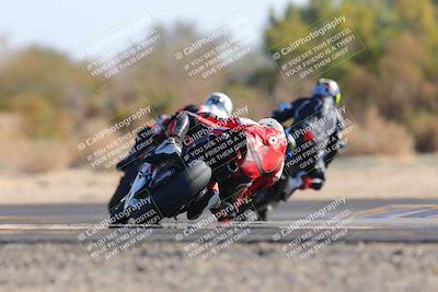 media/Dec-18-2022-SoCal Trackdays (Sun) [[8099a50955]]/Turn 7 Backside (1125am)/